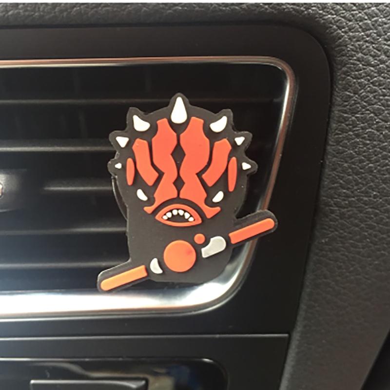 Roztomilý kreslený osvěžovač vzduchu do větrací mřížky s prémiovou vůní pro interiér vozu