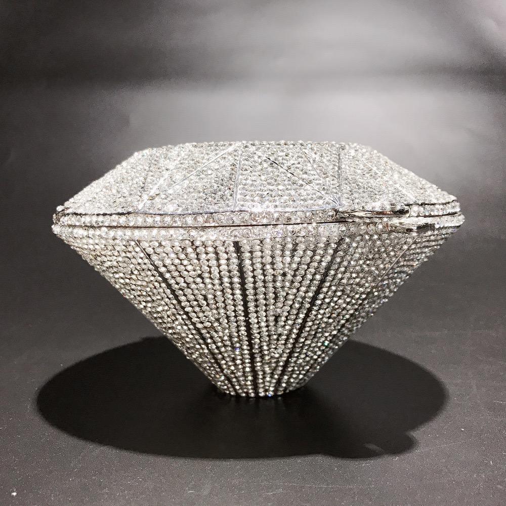 

Women s Diamond Crystal Clutch Handbag WHTUOHENG Rhinestone Evening Prom Dinner Purse Luxury Minaudiere Clutch Female Party Bag 15cmX9cmX9cm серебряный