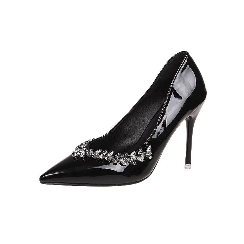 Fashion New Nude Colored Rhinestone High Heels for Women Slim Heels with Pointed Toes Light Mouthed Single Shoes Wedding Shoes