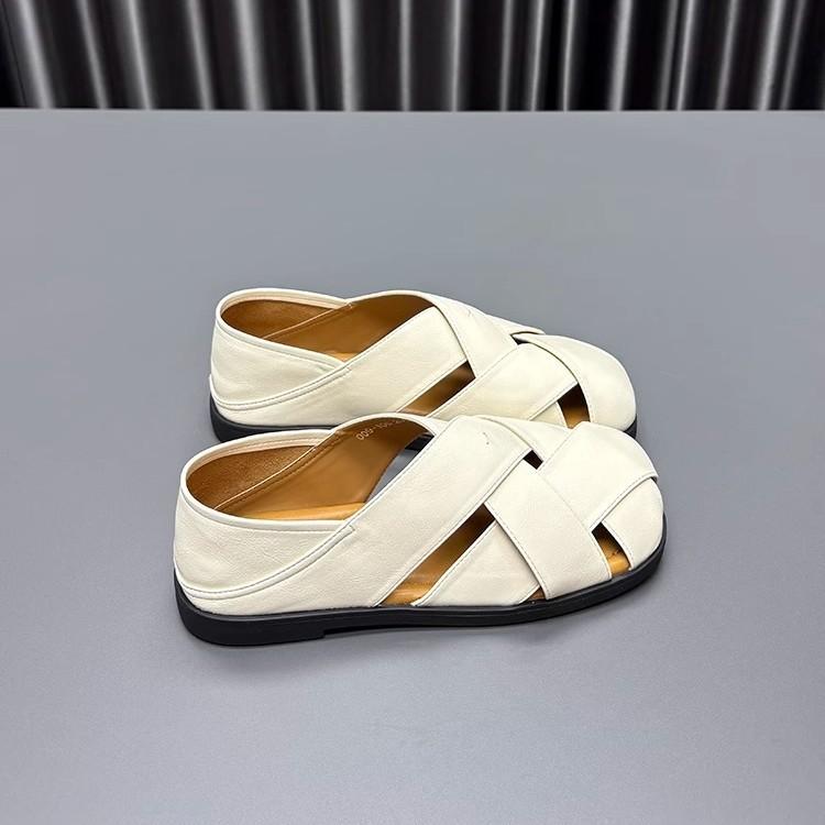 Leather square head sandals women's 2025 summer new hollow retro woven fashion versatile two wear platform Roman shoes