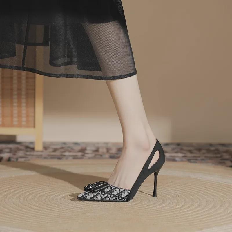 2024 Novos Sapatos de Salto Stiletto de Bico Fino e Boca Baixa Femininos - Moda Elegante e Versátil para Socialites