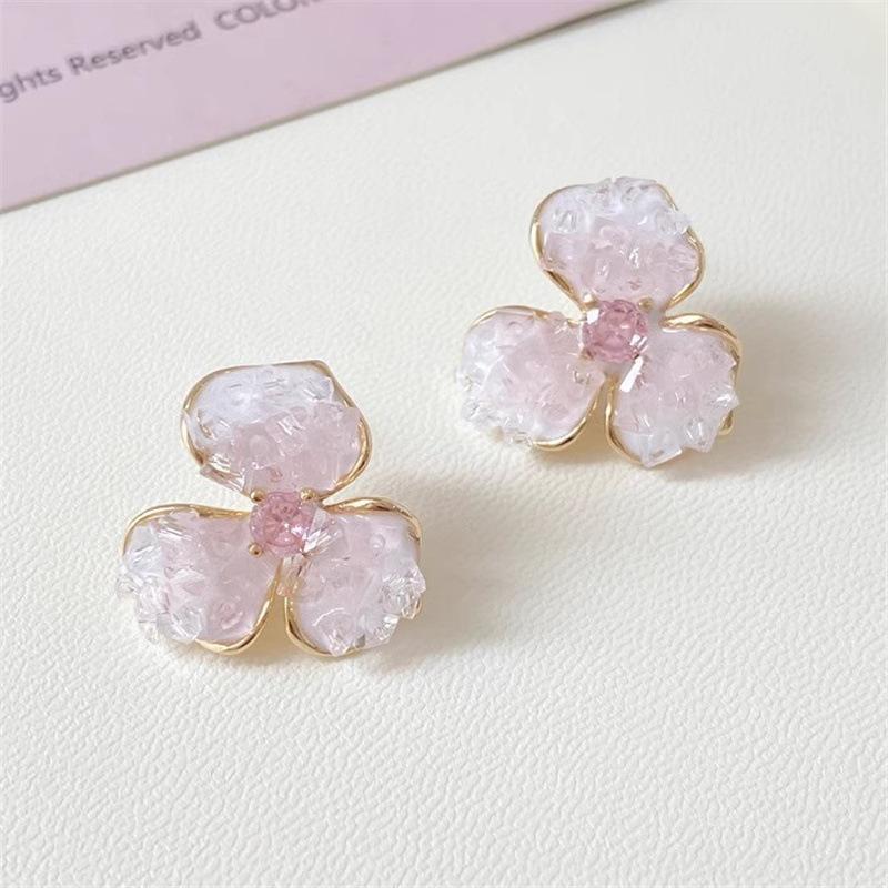 Süße Romantische Farbverlauf Kirschblüten Rosa Gebrochener Diamant Kristall Drei-Blatt-Blume Ohrstecker für Damen Piercing Schmuck