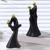 Home Decors Modern Abstract Art Kissings Lover Statue Table Decorations for Dining Room Living Room Office Centerpieces