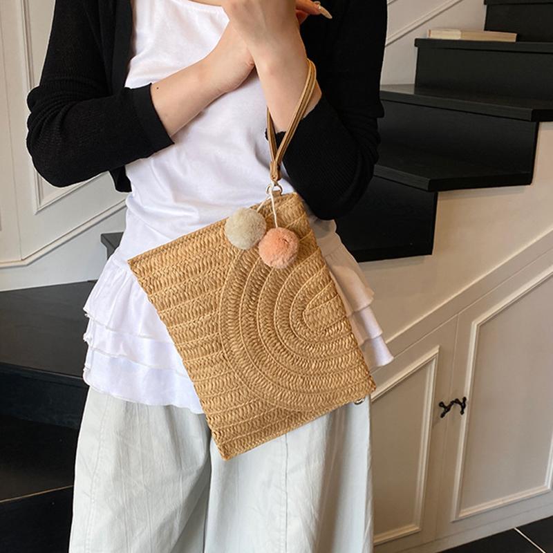 Handmade Straw Beach Shoulder Crossbody Bag Girls Envelope Woven Summer Small Hair Ball Cluth