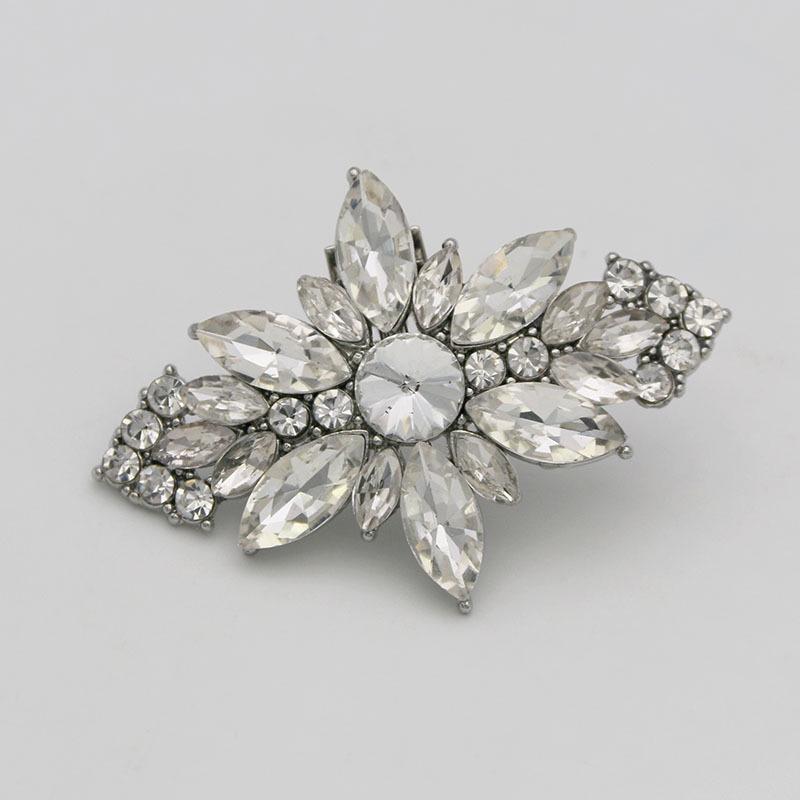 Multifunctional Shoe Accessories: Detachable Flower Decorations for High Heels and Wedding Shoes