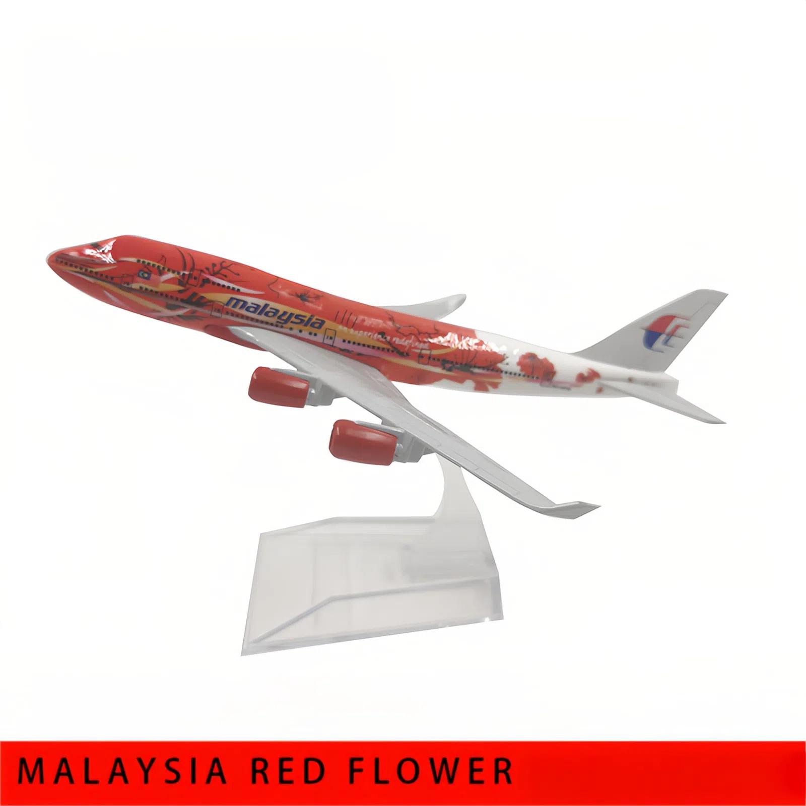

Авиационная модель самолета Подходит для B747 Статическая симуляция Malaysia Airways Большой красный цветок 747 Самолет 16см 1/400 Масштаб Сплав