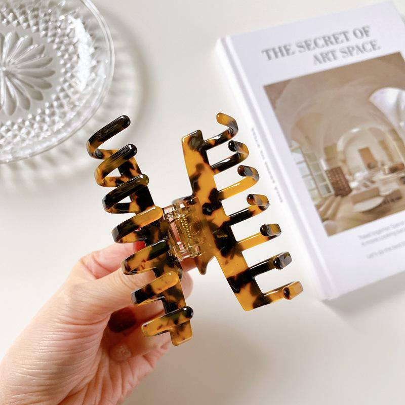 Acetate Beautiful Handmade Hair Clip For Girls Perfect For Casual And Elegant Looks