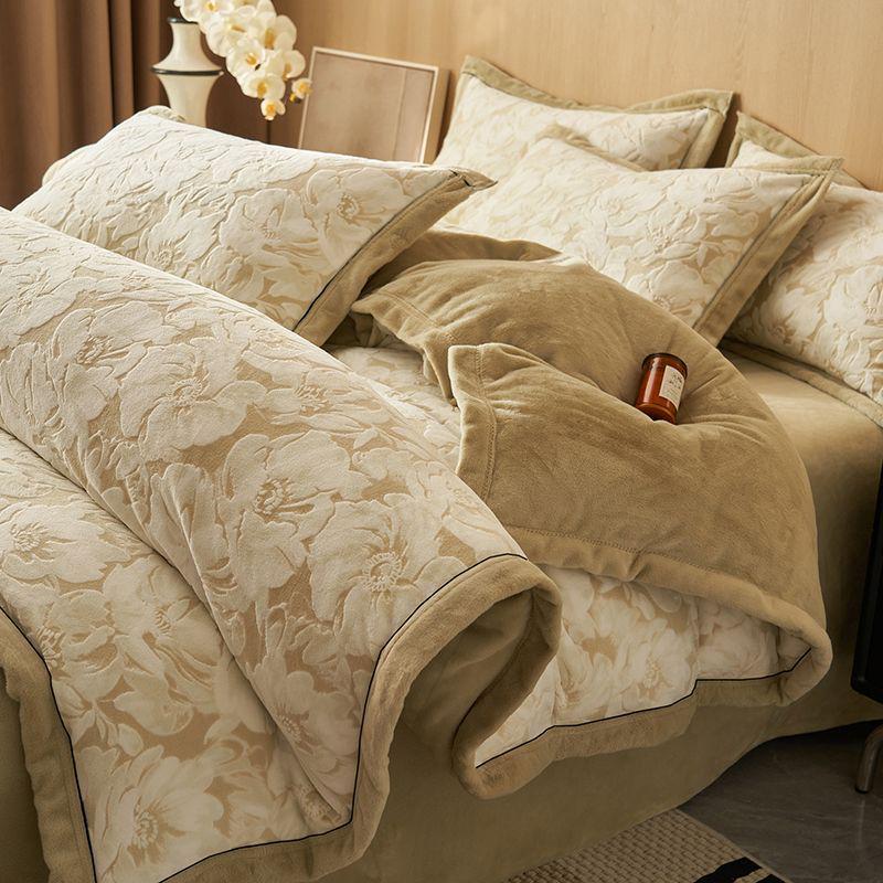 G5Z High Gram Milk Velvet Duvet Cover Set - Single Piece, Autumn/Winter, Thick & Warm with Pillow Covers.
