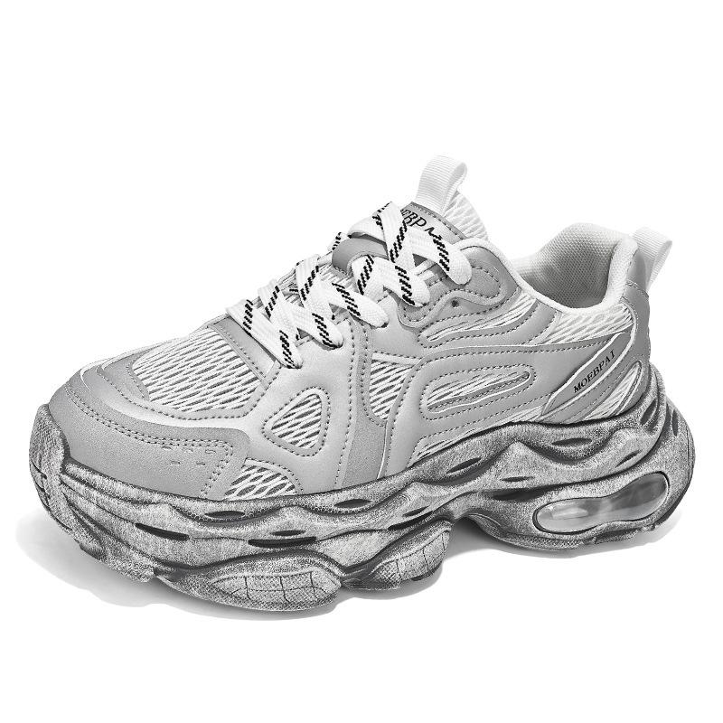

Men s shoes 2024 new autumn trend casual sports men s thick soles increase in height and wear-resistant running dad shoes trendy shoes explode 39
