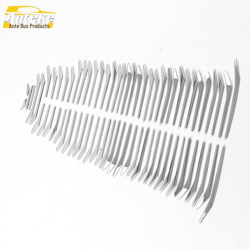 

21 Crown Highlander Front Upper Grille Trim & Bumper Middle Bright Strip Modification