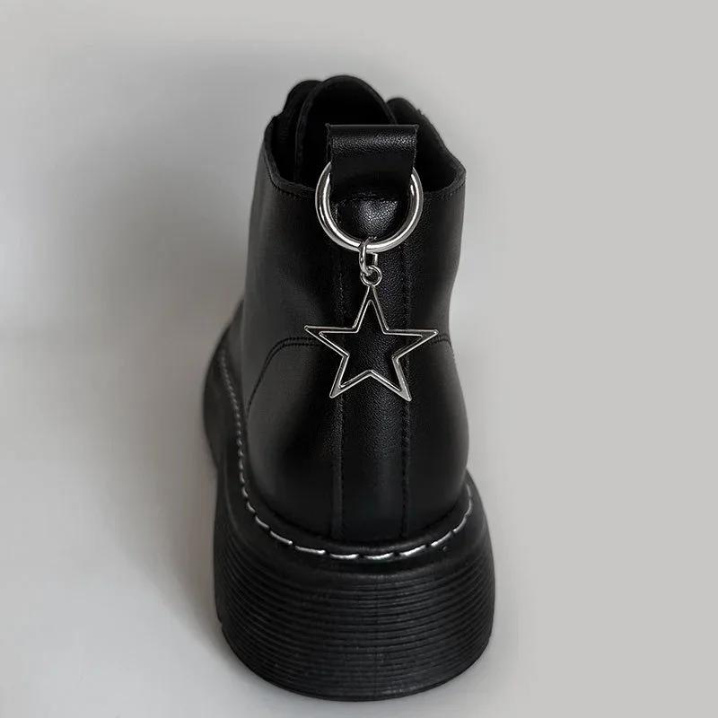 2Pcs Metal Hollow Stars Silver Hearts Pendant Boots Shoes Buckles Y2K Style Shoe Decoration DIY Women Fashion Shoes Accessories