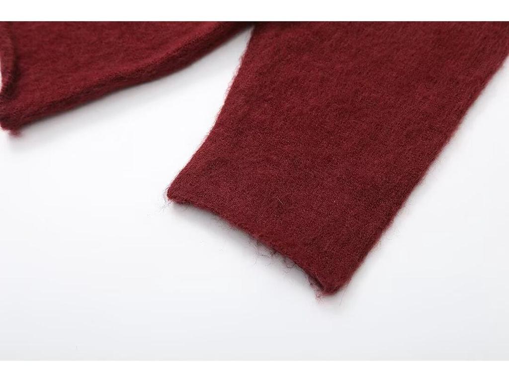 2024 Autumn Women's Wine Red Round Neck Brushed Long Sleeve Top - European & American Fashion Style