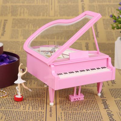 Heart Shape Dancing Ballerina Music Box PLastic Jewellery Box Carousel Hand Crank Music Box Mechanism Gift For Valentine's Day