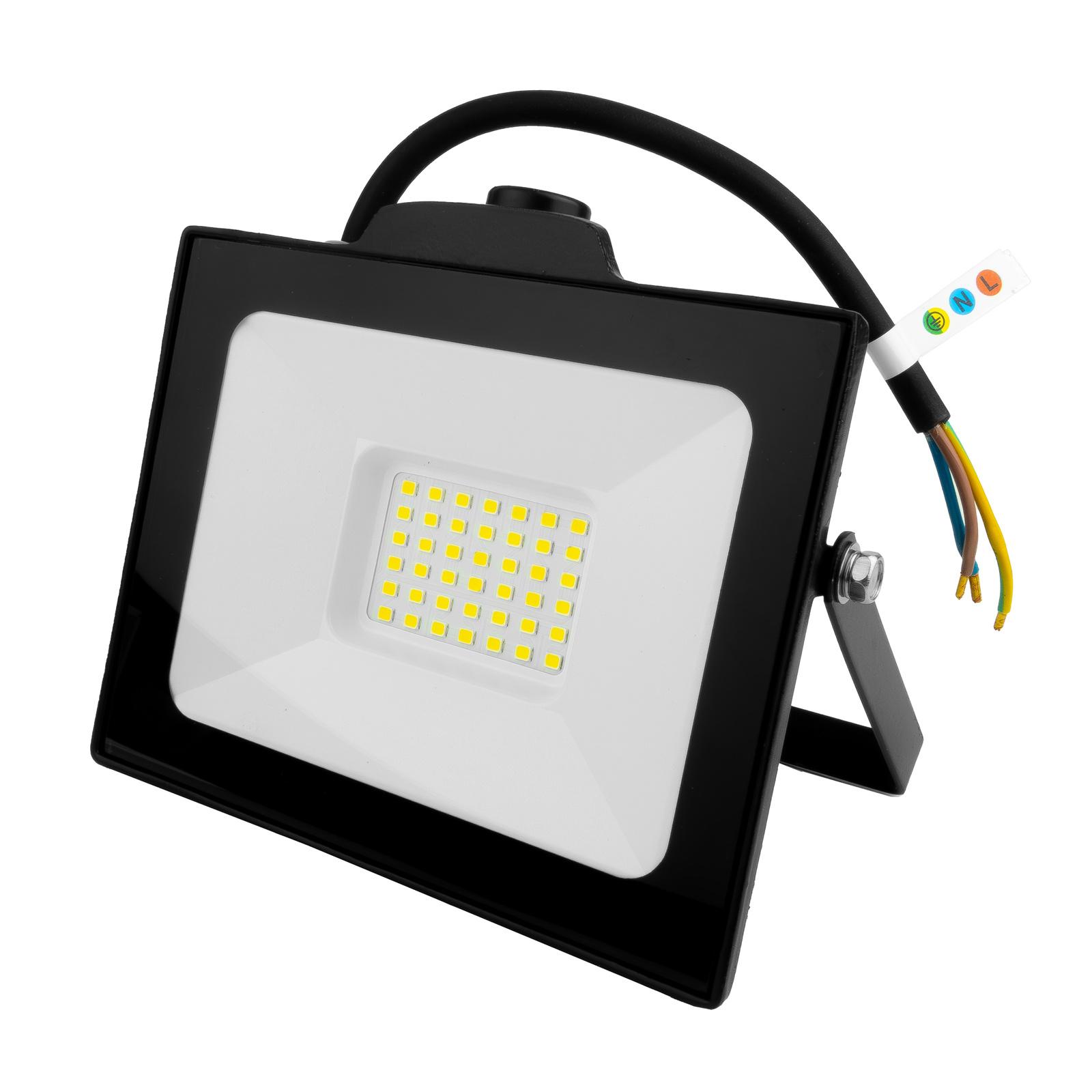 Naświetlacz Led 30W Z Czujnikiem Ruchu Gt-Gcr30W-64 Czarny Ip65 Oświetlenie Zewnętrzne 3000Lm