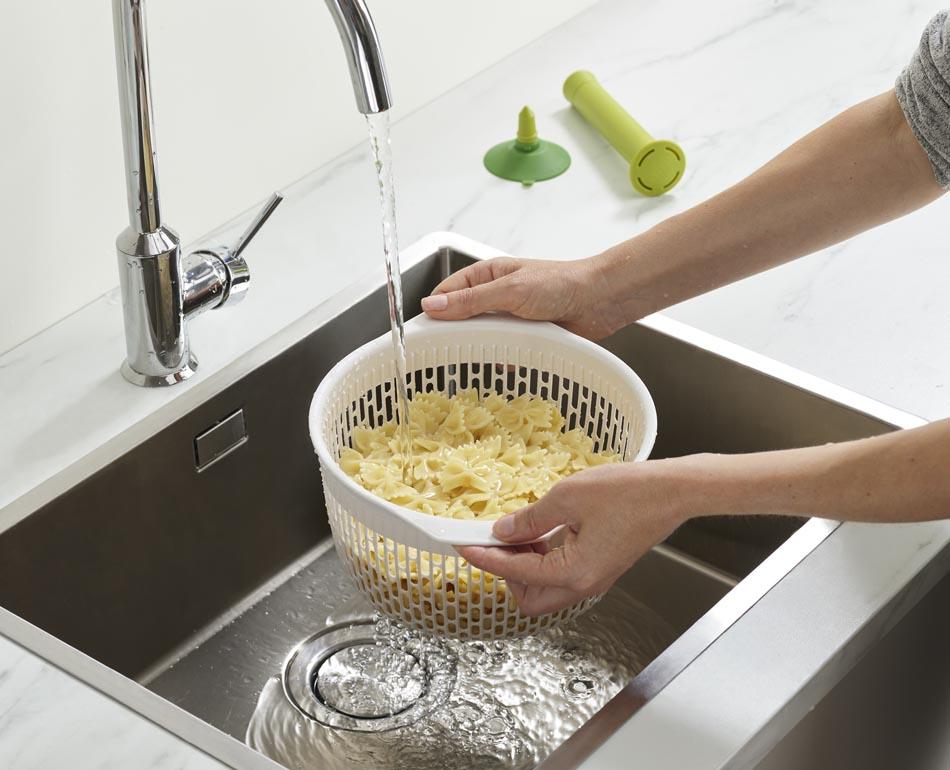 Salad Spinner with Suction Cup 2-in-1 Colander Spindola Joseph Joseph Dishwasher