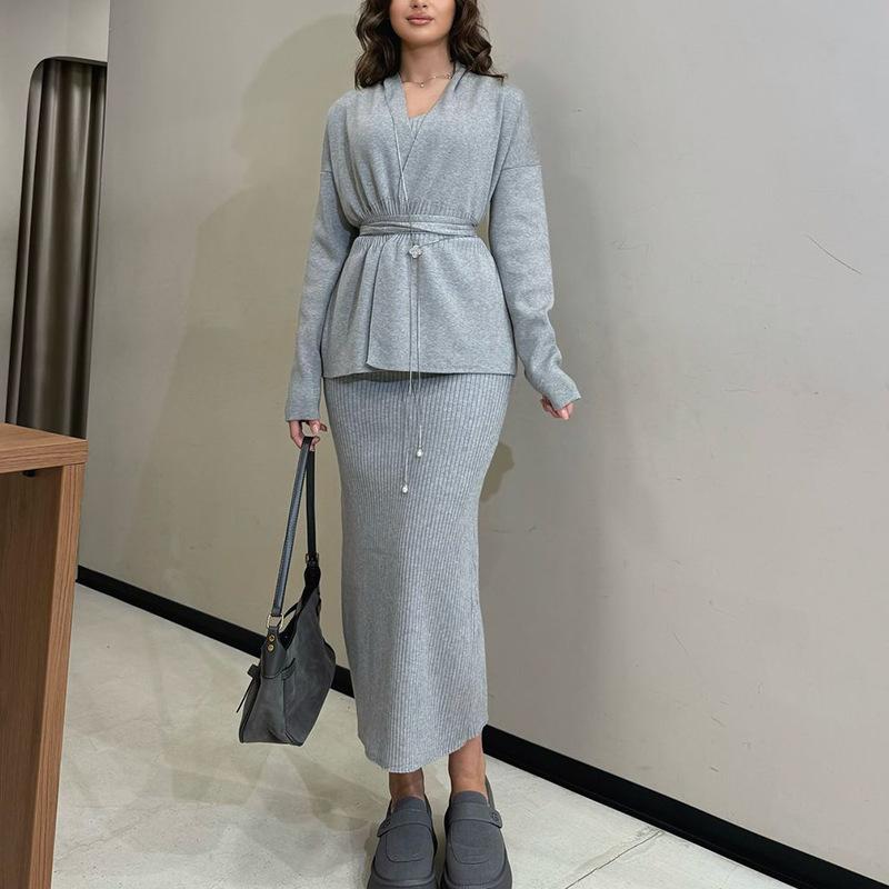 Cross-border Europe, America, Amazon women's clothing 2025 spring new fashion temperament knitted sweater casual suit women