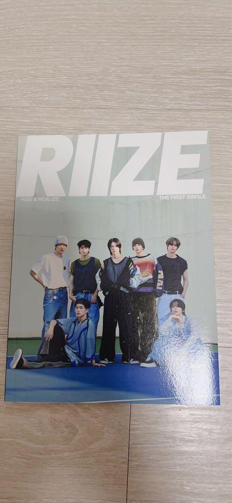 [USED] RIIZE Album Get A Guitar with Photo Card Anton