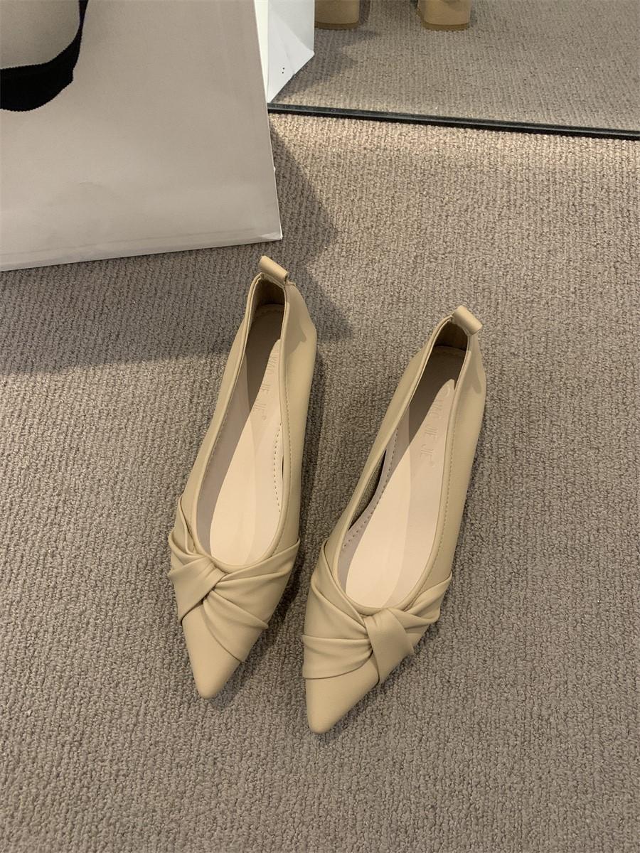 

Французский вечерний ветер острый носок туфли-лодочки женская обувь универсальная с открытым верхом толстый каблук 2025 весна и осень новинка с юбкой темпераментные женские туфли 35 хаки