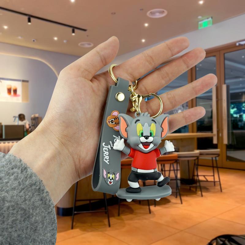 Entzückender Tom und Jerry Gummi Schlüsselanhänger Cartoonfigur Schlüsselanhänger für Jungen und Mädchen