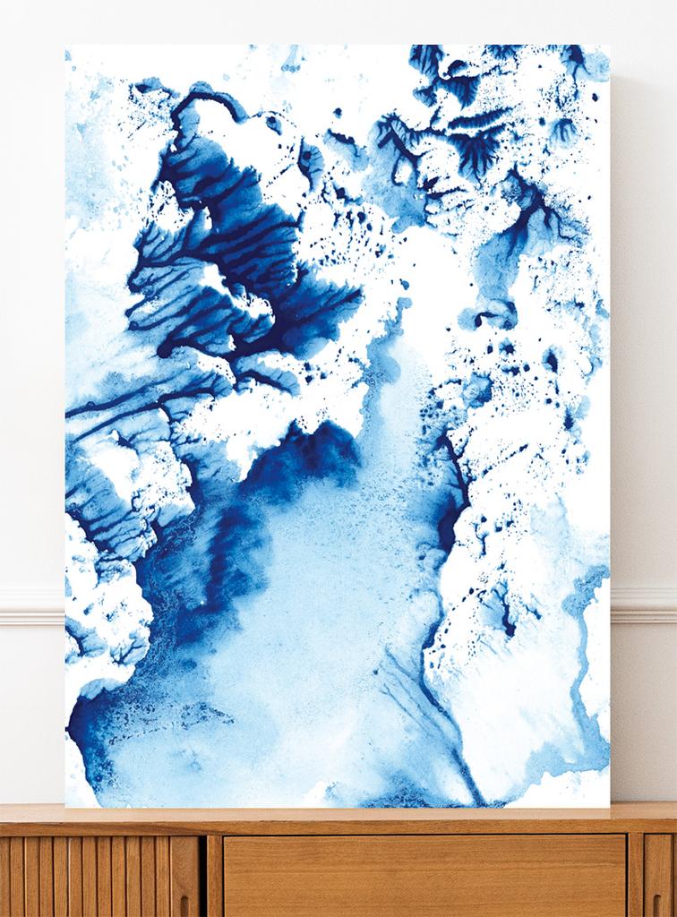 Abstraktes Poster mit blauen Wellen