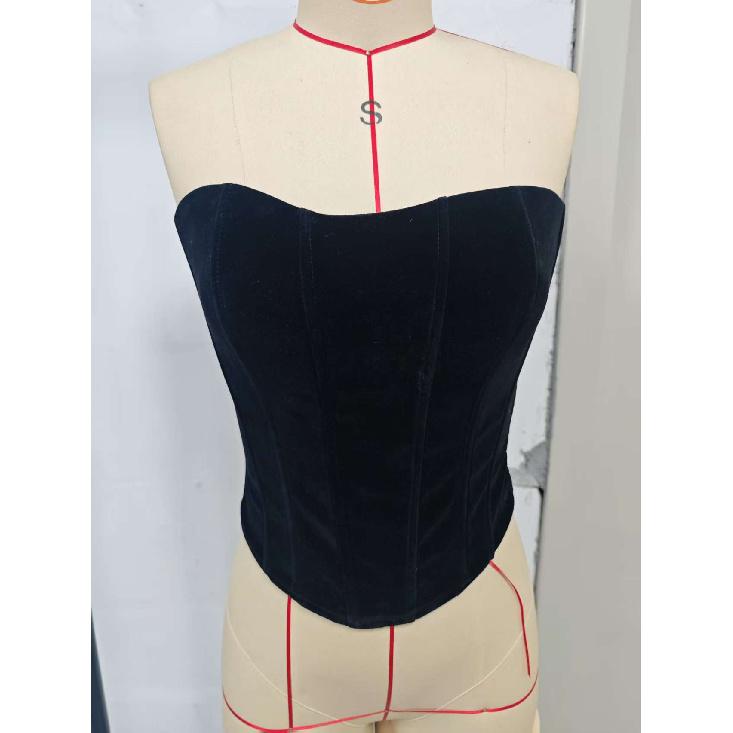 Korsetts, modische und elegante Damenbekleidung