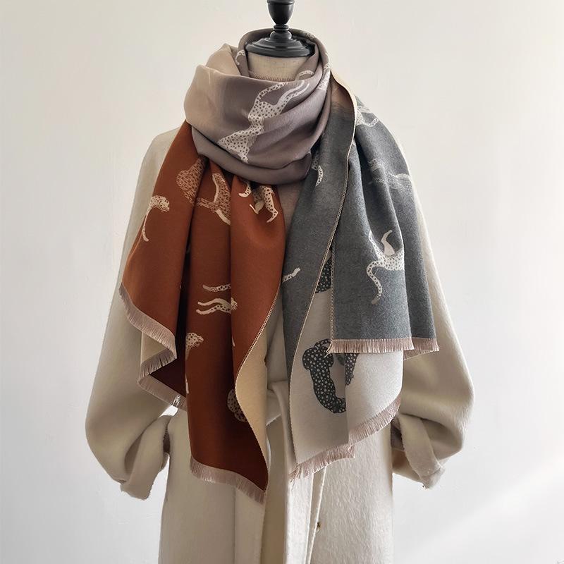 Warm Imitation Cashmere Scarf Women'S Double-Sided Cute Cartoon Lion Color Matching Thickened Scarf Air Conditioner Shawl