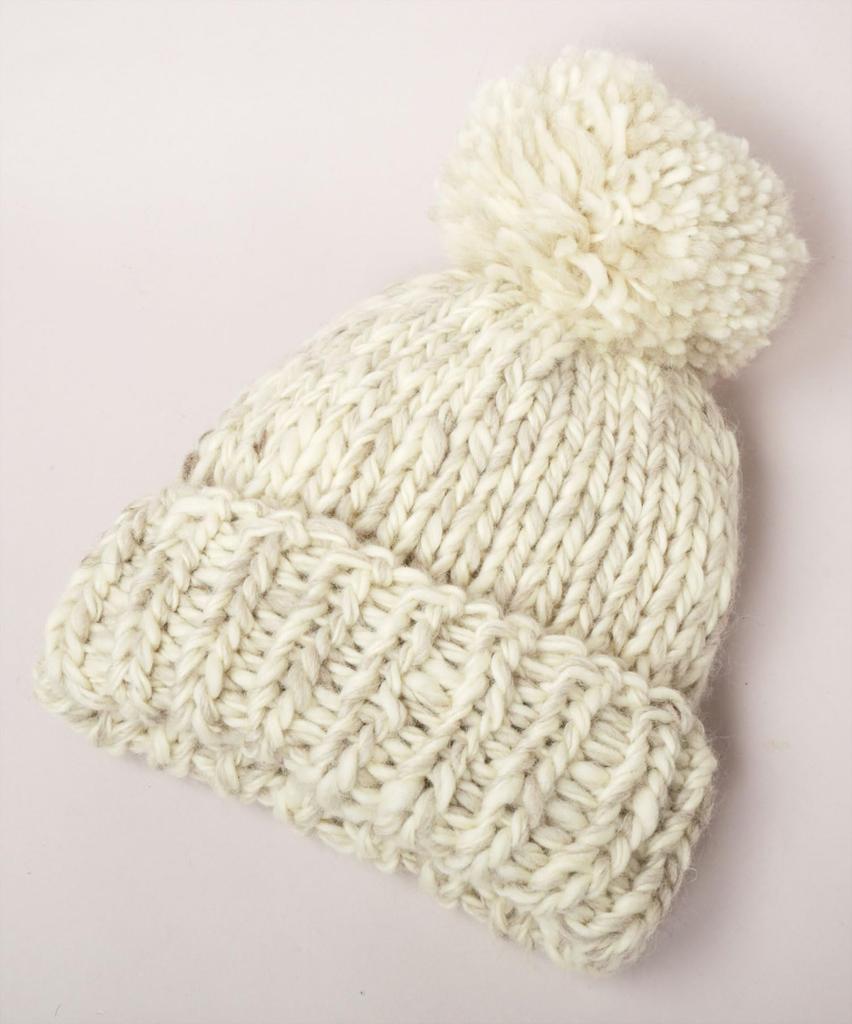 [Kashira] Hand Knitted Big Pompom