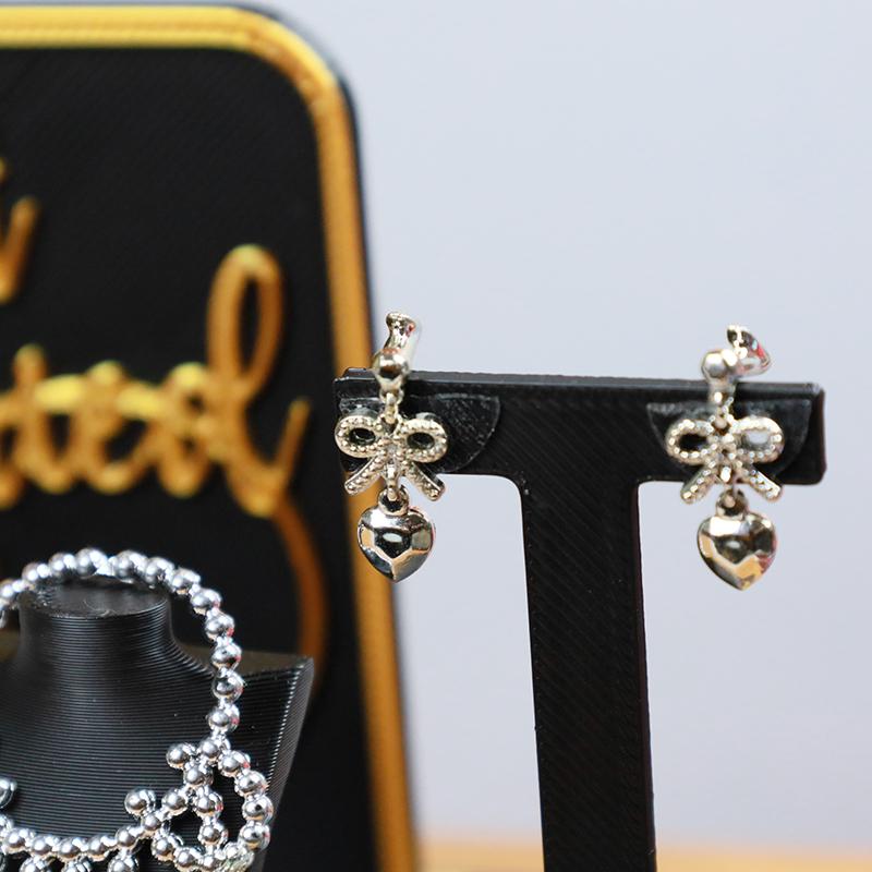 1/12 Doll House Miniature Western Style Jewelry Display Box Simulation Necklace Model Toy Mini Decoration Dollhouse Accessories