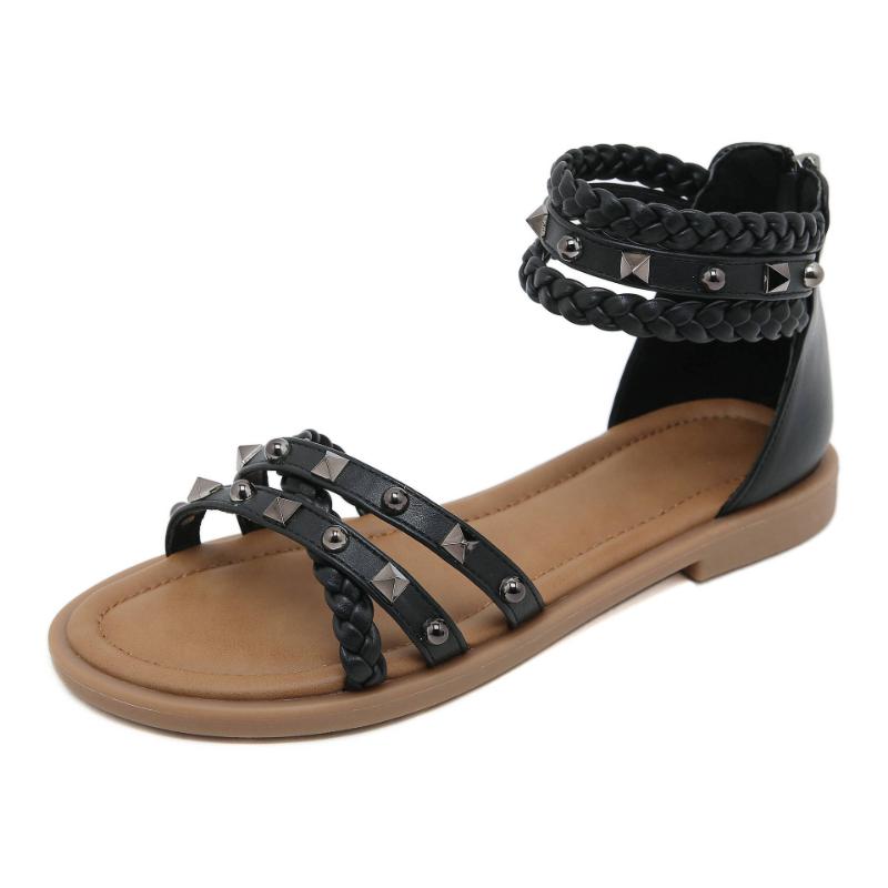 

New European American Spring And Summer Rivet Metal Roman Casual Beach Sandals For Women Flat Sole Comfortable And Breathable 36