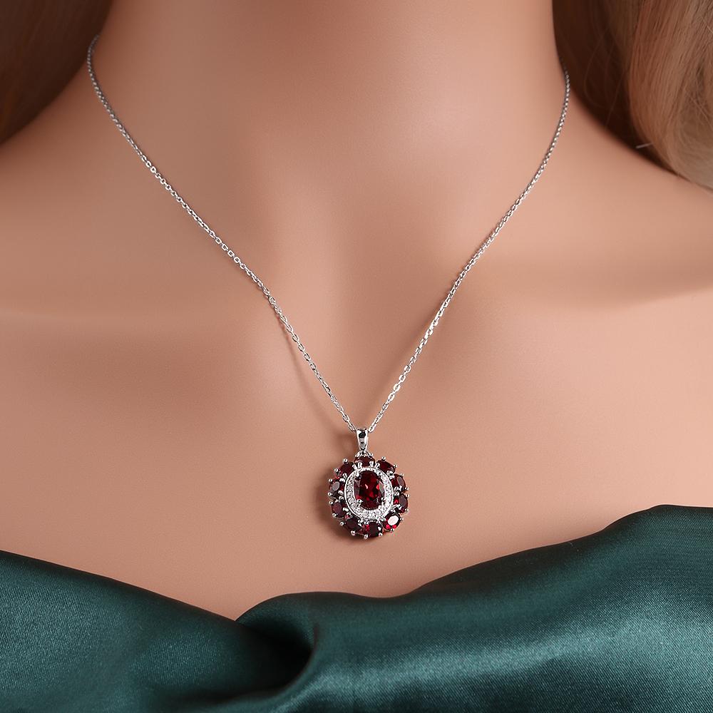 2026,Flower design 925 sterling silver necklace natural garnet pendant January Birthstone fine jewelry for women's birthday gift