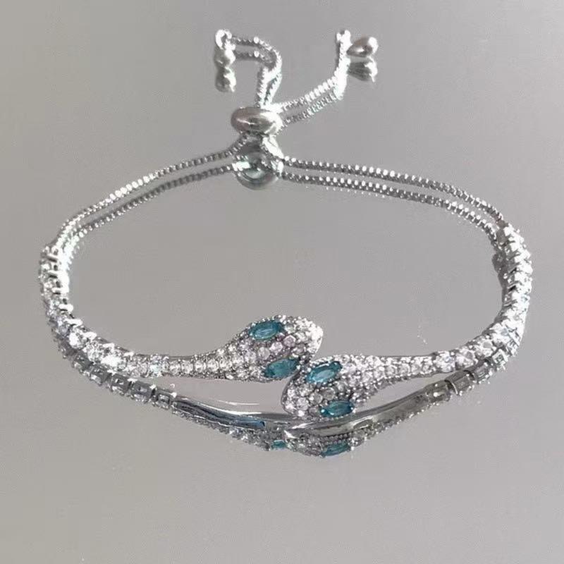 Elegant Crystals Snake Bracelet With Zircon Detailing for Women’s Fashionable Daily And Party Jewelry Accessory
