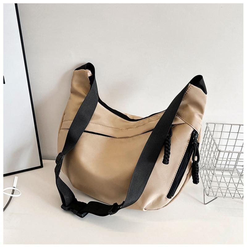 Fashion commuter large-capacity shoulder bag women's spring and summer new casual versatile tote bag underarm bag