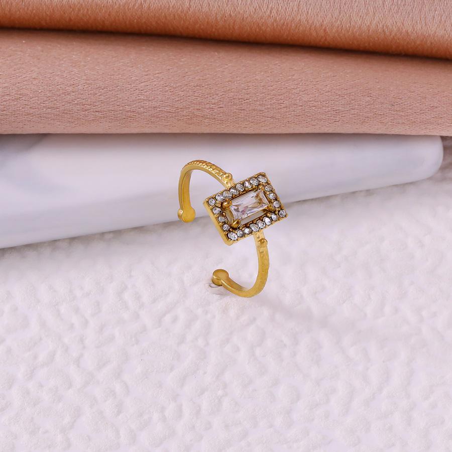 Trendy Light Luxury Water Drop Stone Open Ring with High-End Style