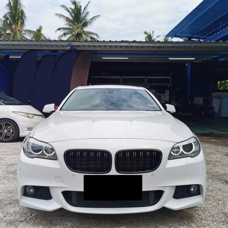 BMW 5 Series F10/F11/F18 Double Kidney Grille (2010-2017)
