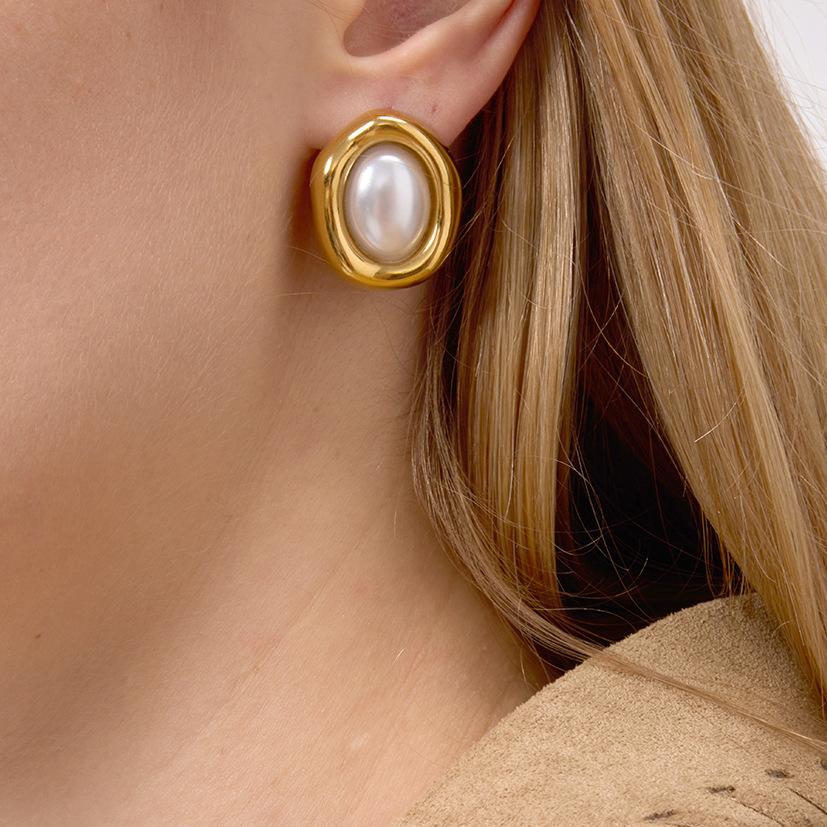 European and American resin pearl stud earrings titanium steel earrings 18k gold stainless steel