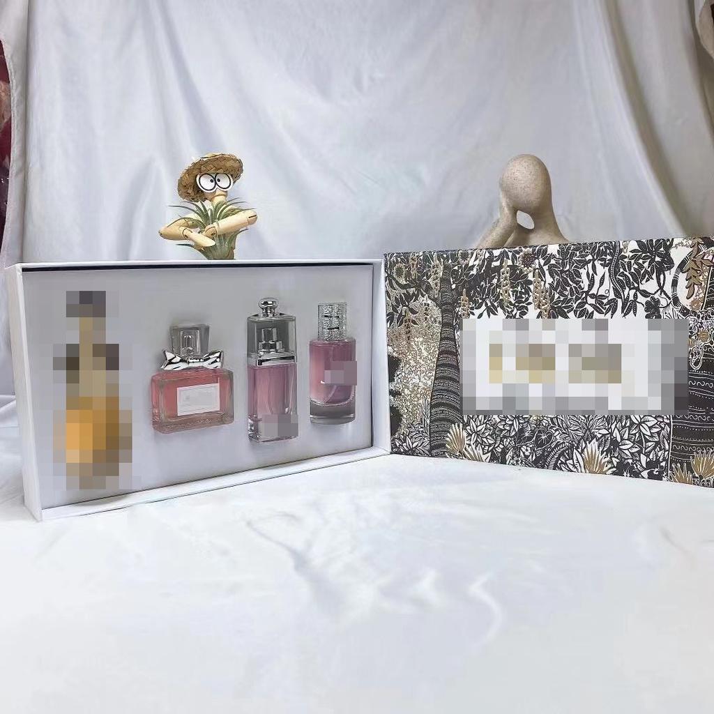 Pink Meets Real Self Sweetheart Free Water Reversal Paris Laboratory 30ml Medium Sample Perfume Set Box