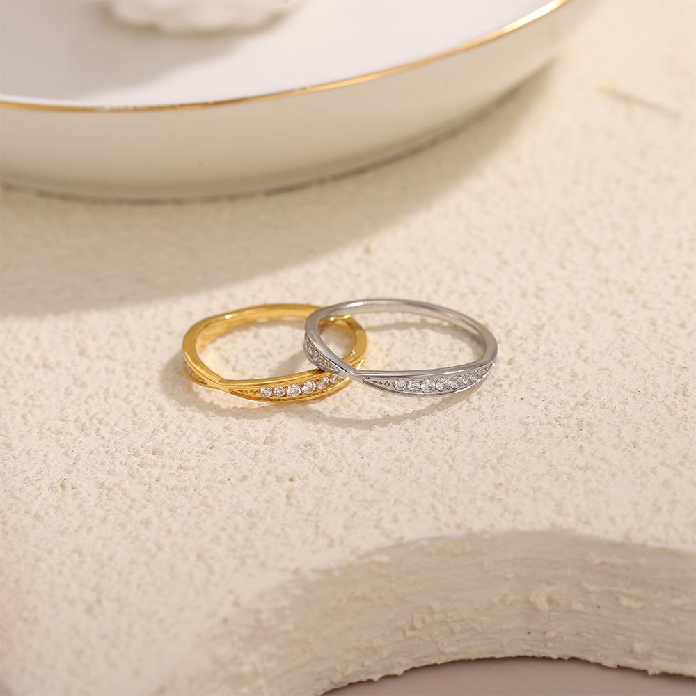 CARLIDANA Unisex High-End Stainless Steel Zircon Ring Crossover Shape Fashionable Light Luxury Exquisite Ins Index Finger Ring