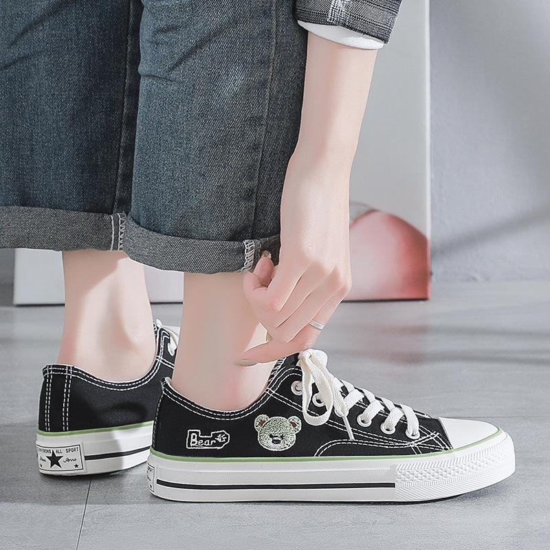 Frühling Neue Bärenmuster Low-Top Canvas Schuhe Atmungsaktive Studenten All-Match Flachboden Schuhe Ins Tide Schuhe
