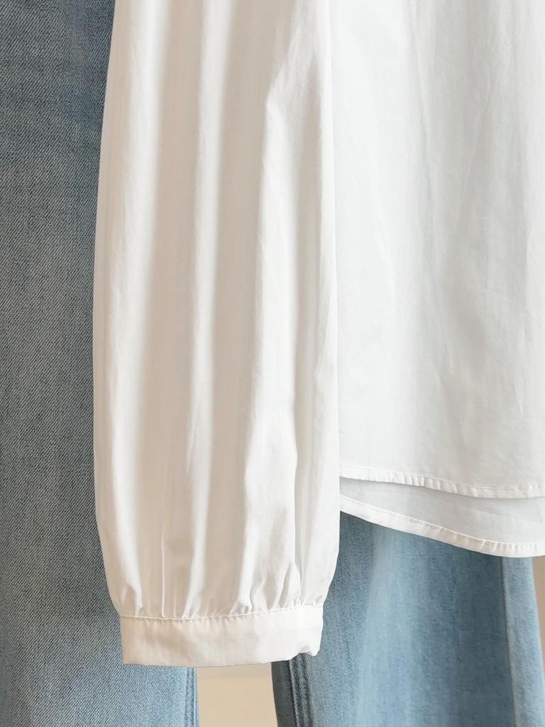 Spring 2026 Korean Style White Lapel Shirt: Women's Long Sleeve, Slimming, Versatile Base Layer Top