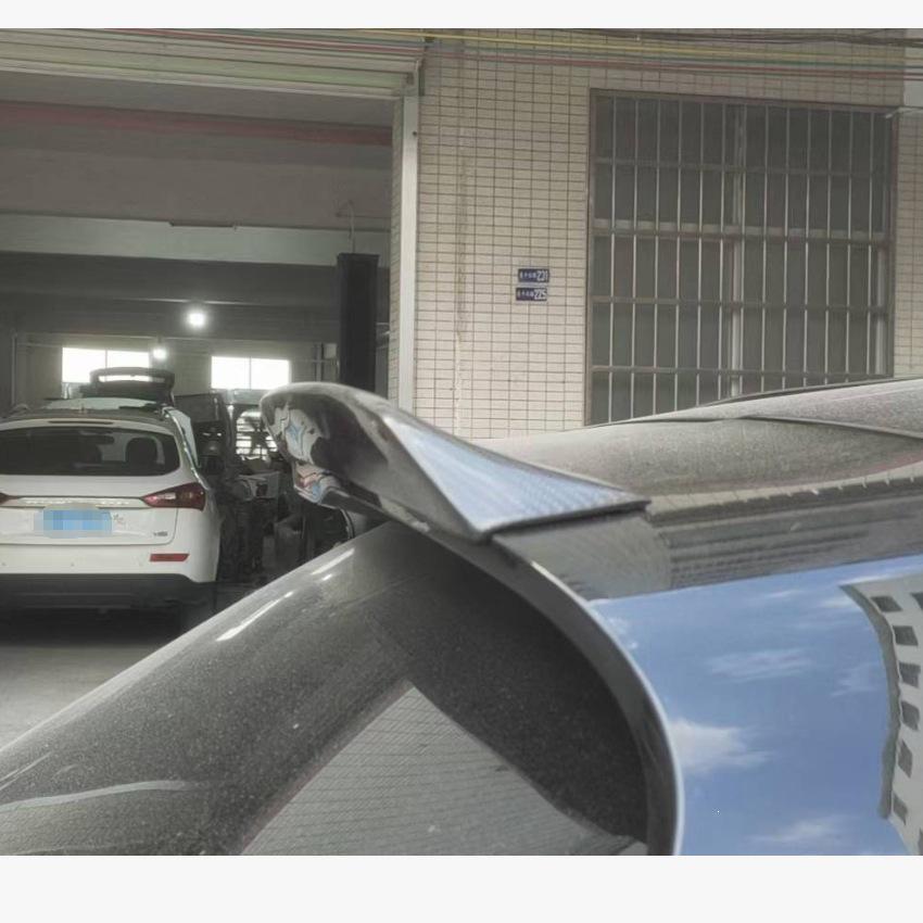 Porsche MACAN Carbon Fiber No-Drill Roof Spoiler Rear Diffuser Wing for Car Modification