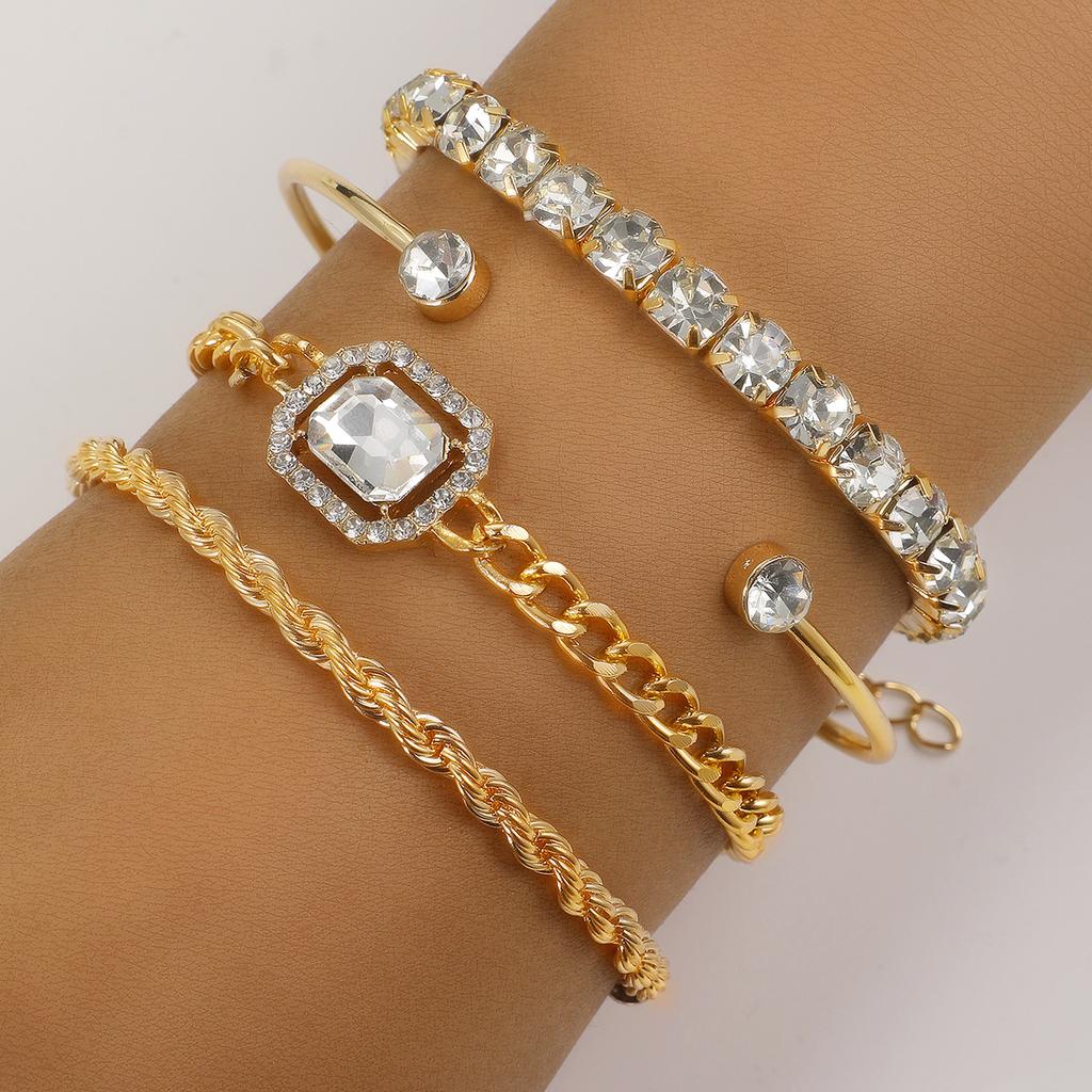 4Pcs Vintage Twist Bracelet & Punk Rhinestone Open Bangle Set Western Exaggerated Women Fashion Jewelry Gift