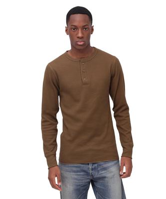 Warme Kleidung – Pullover & Langarmshirts