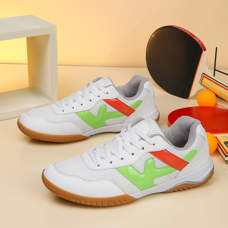 

Foreign trade new table tennis shoes men and women couples lightweight versatile non-slip wear-resistant breathable competition comprehensive training 36