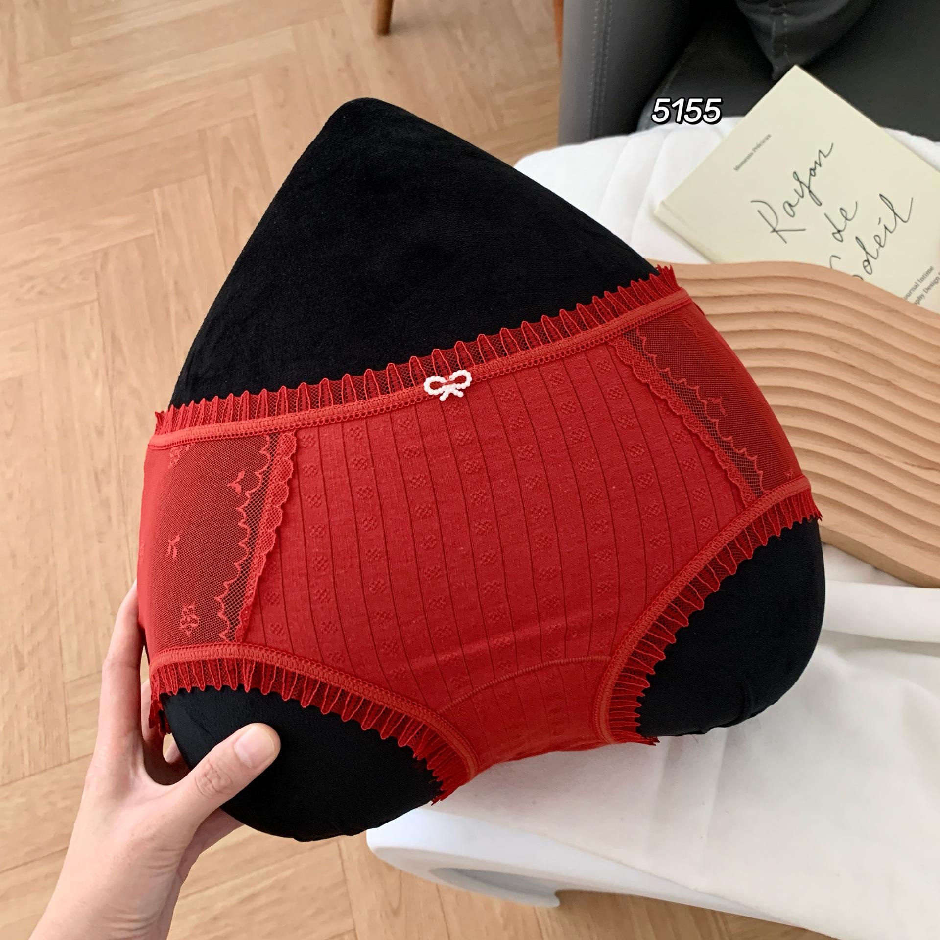

Lady Spring and Autumn Dark Lace Wedding Red Extended Crotch Waist Underwear One Size