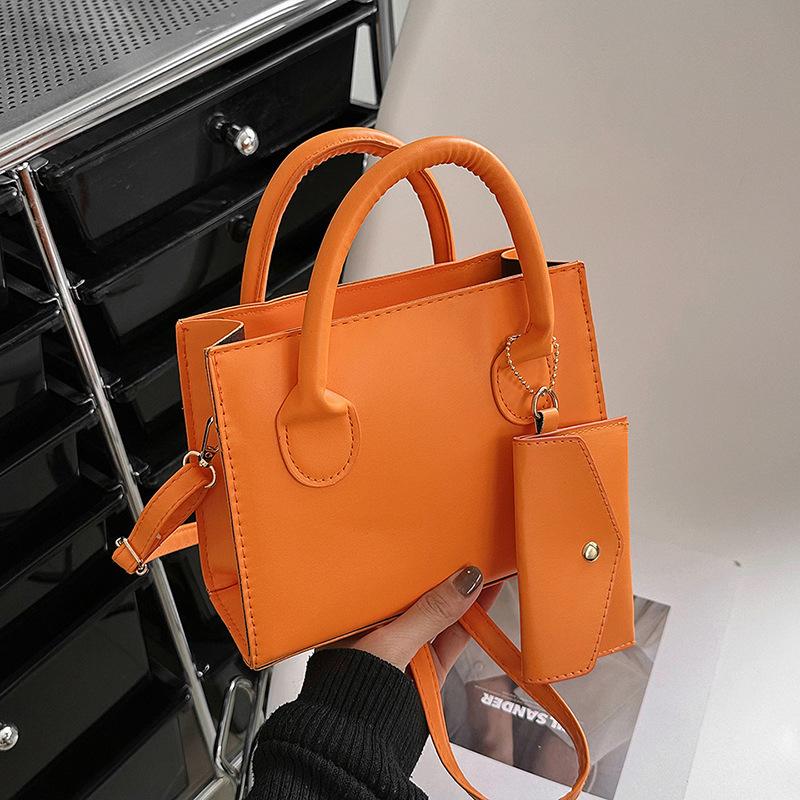 

Весна новая сумка-мессенджер ретро кэжуал мода портативная маленькая квадратная сумка женская простая популярная сумка через плечо