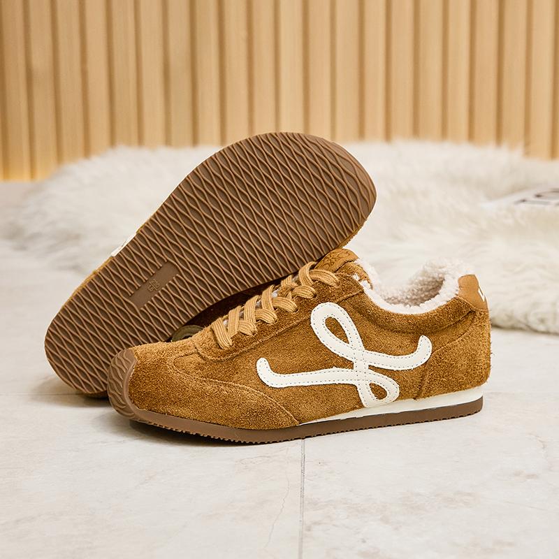 

Retro soft-soled anti-fur shoes women s winter new versatile casual sports velvet thermal cotton shoes 40