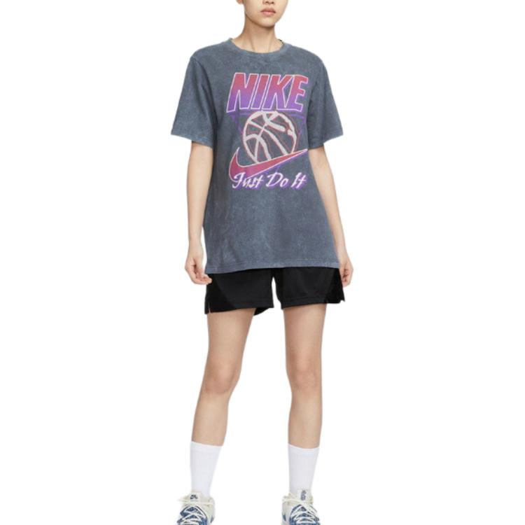 New Nike Sportswear Women's Short Sleeve Graphic T Shirt FZ3478-060