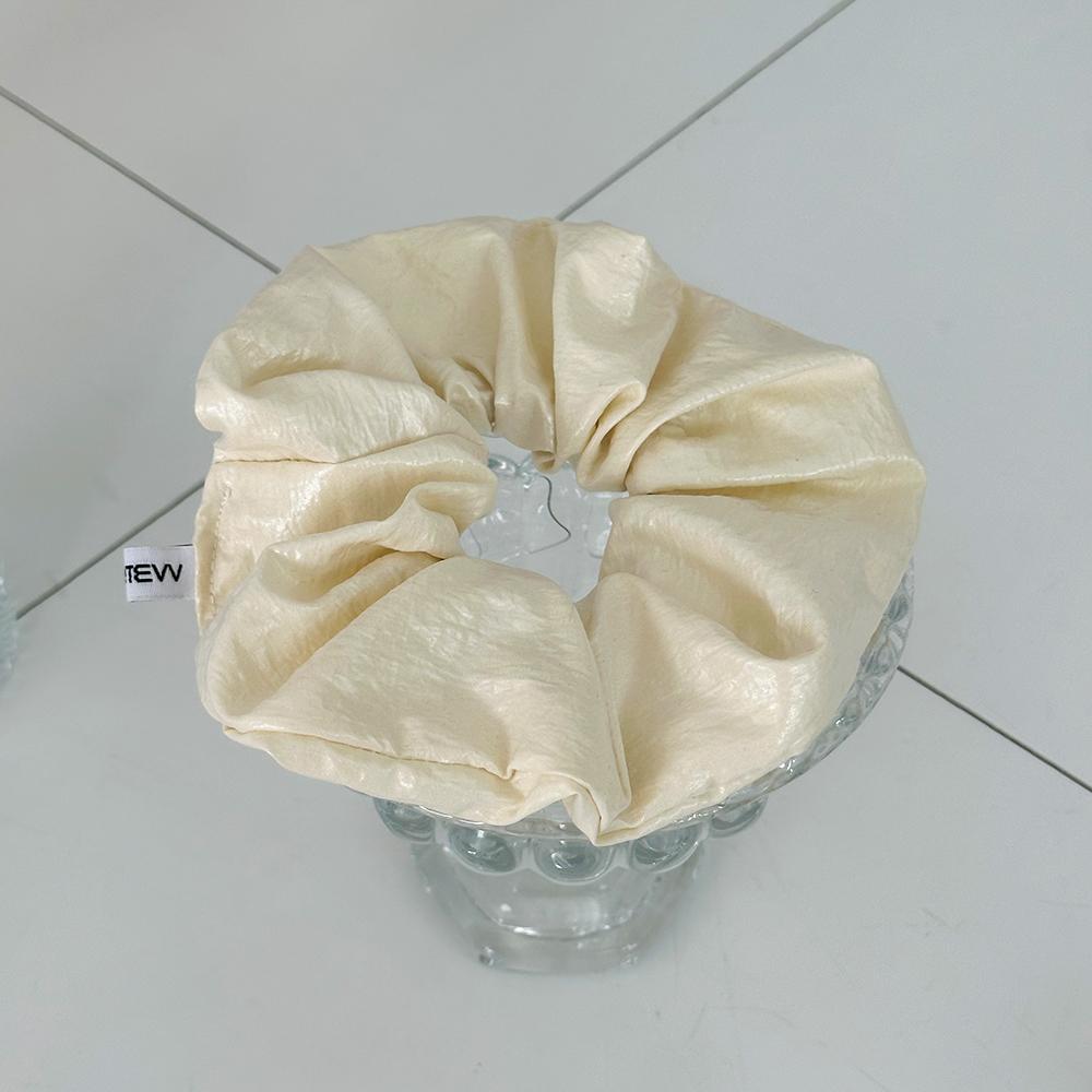 Quartevv Leather Scrunchie - 4 Colors