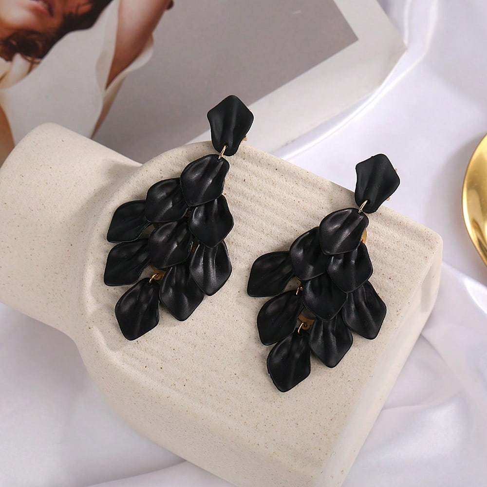 

1 Pair Bohemian Floral Petal Tassel Acrylic Clip-On Earrings, High-End Piercing-Free Party Jewelry for Women чёрный