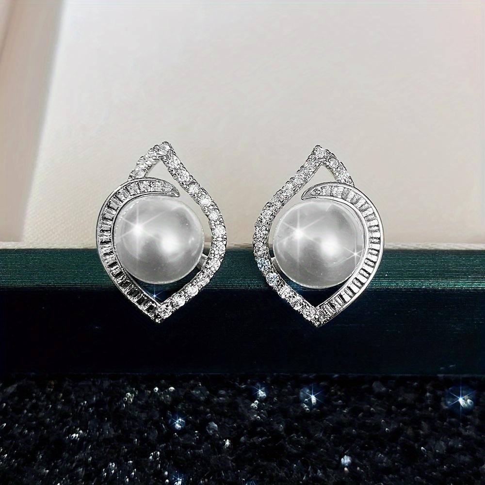 Fashionable and luxurious women s pearl geometric imitation zircon earrings серебряный